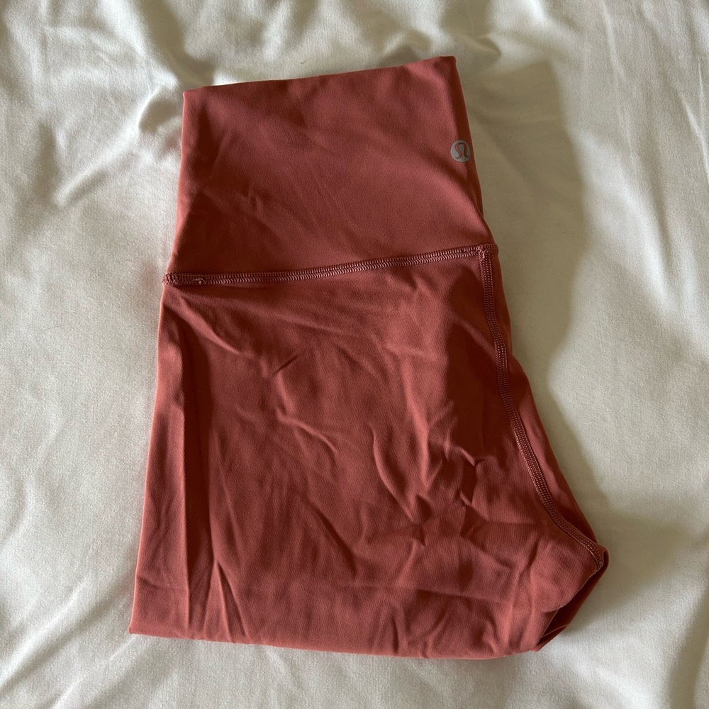 🍋 Lululemon Wunder Under Legging